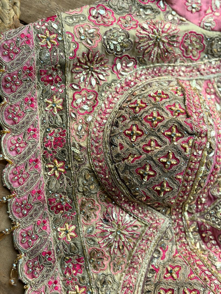 Nirvitha Pista Green Saree with Printed Embroidery and Sequin Work