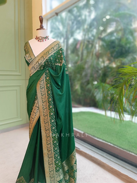 Marjaan-e-Zari Emerald Green Pure Georgette Saree