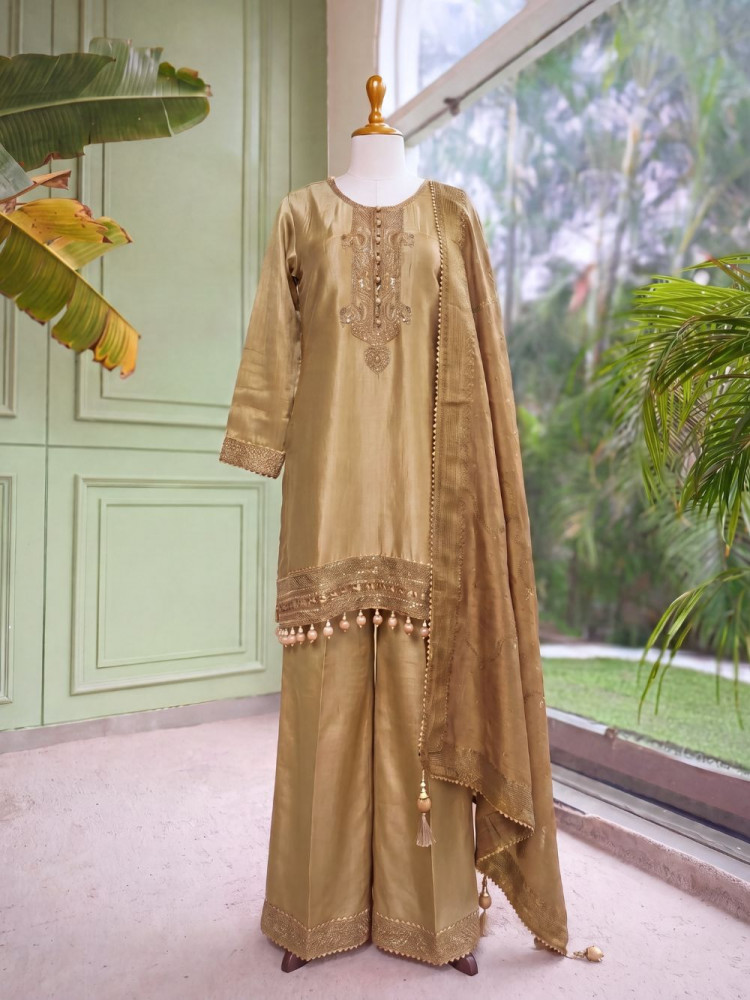 Image of Tarana Green Zari Yoke Fusion Suit