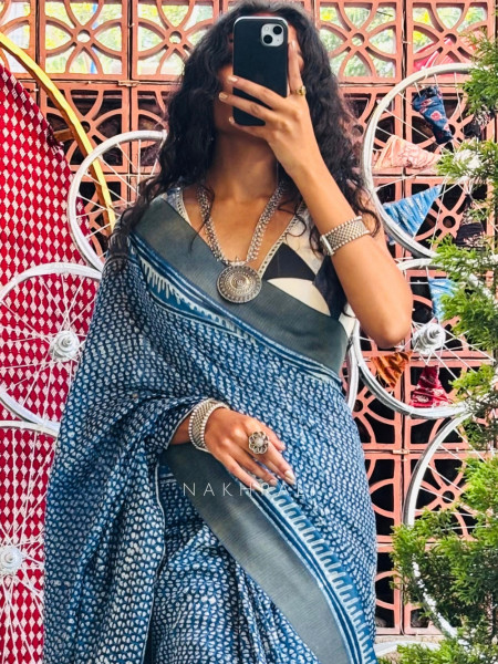 Neelvana Chanderi Saree