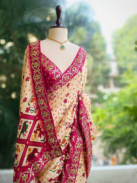 Aarunya Pink Printed Saree with Patti and Sequin Work