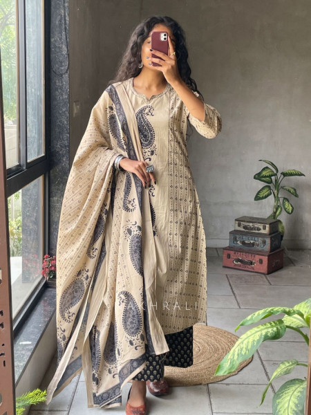 Rangini Black Cotton Suit Set with Paisley Print