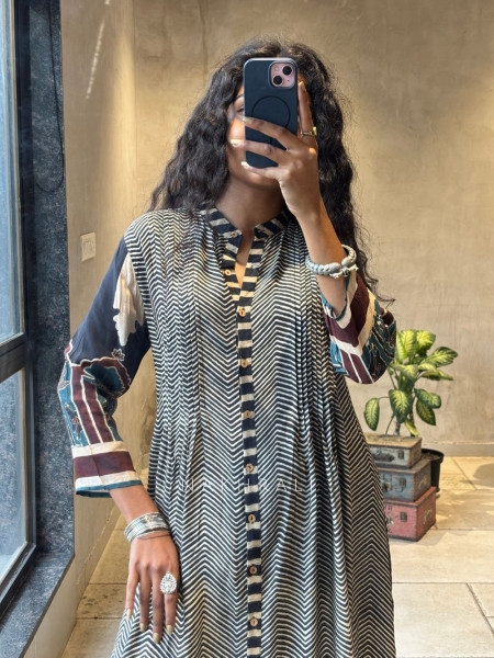 Sundari Black Printed Full Sleeve Kurta with Chevron Panel