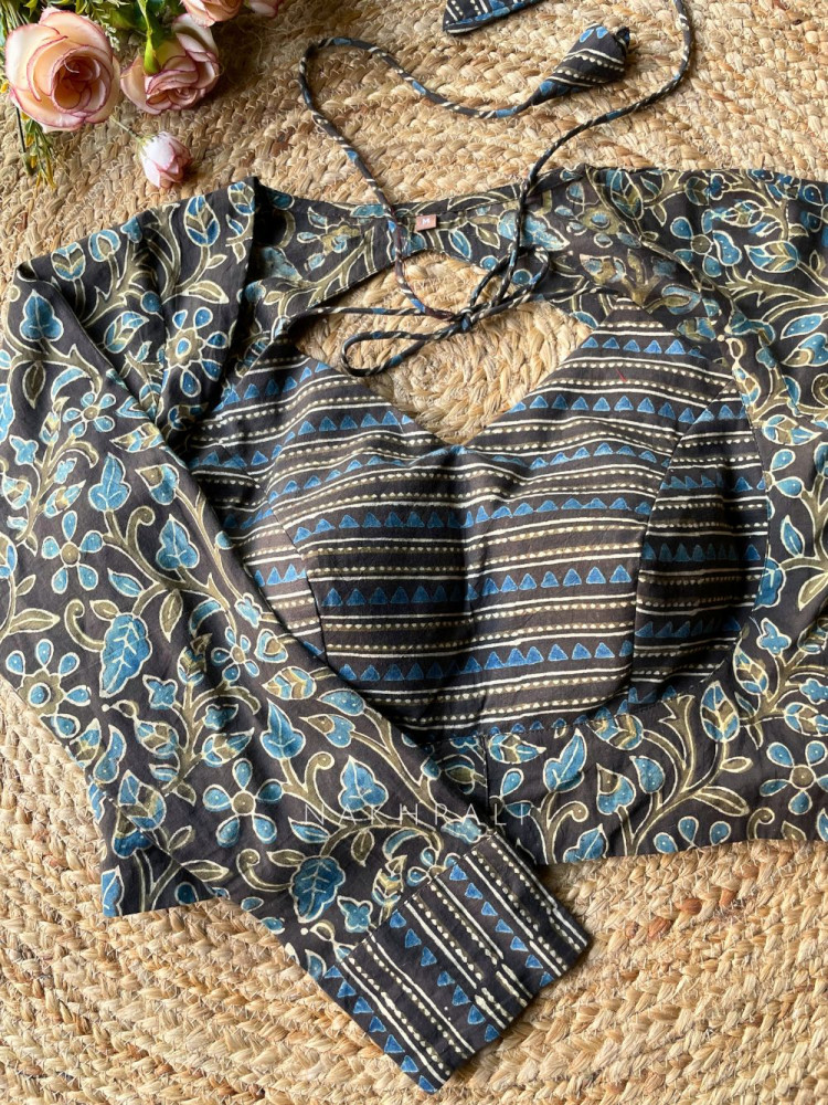 Image of Wabi-Sabi Black Printed Cotton Blouse