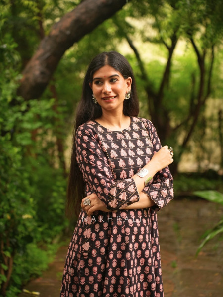 Roselume Black Cambric Cotton Midi Kurta Dress