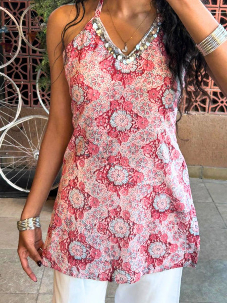 Nirvika pink Cotton Short Kurti with Floral Print and Coin Lace Neck