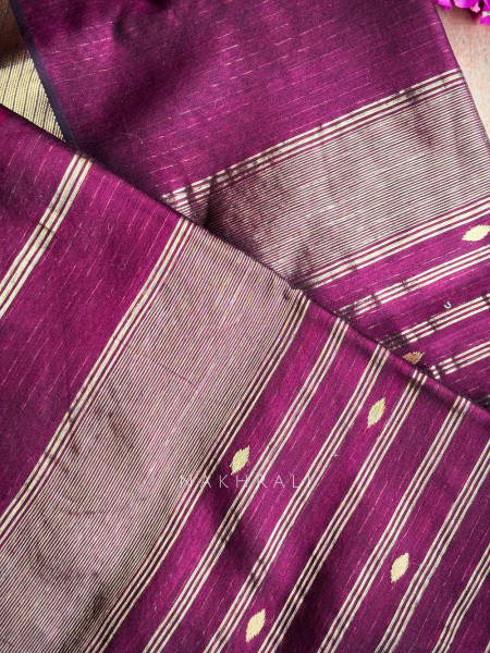 Maahishmati Wine dark Maheshwari Saree with Zari Border