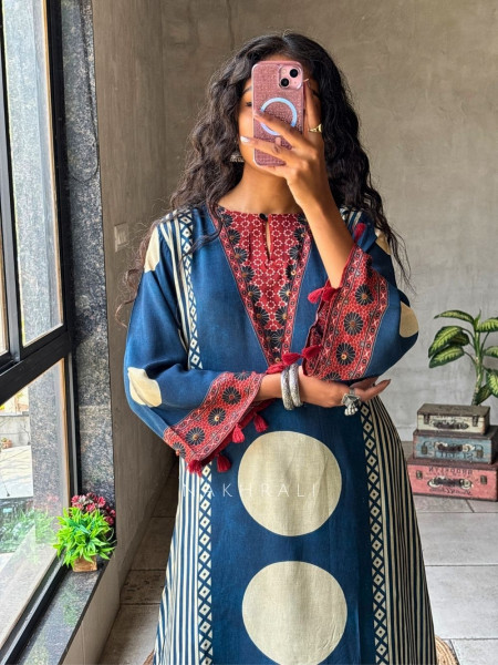 Rekha Blue Printed Pant Kurta Set with Tassel Detail