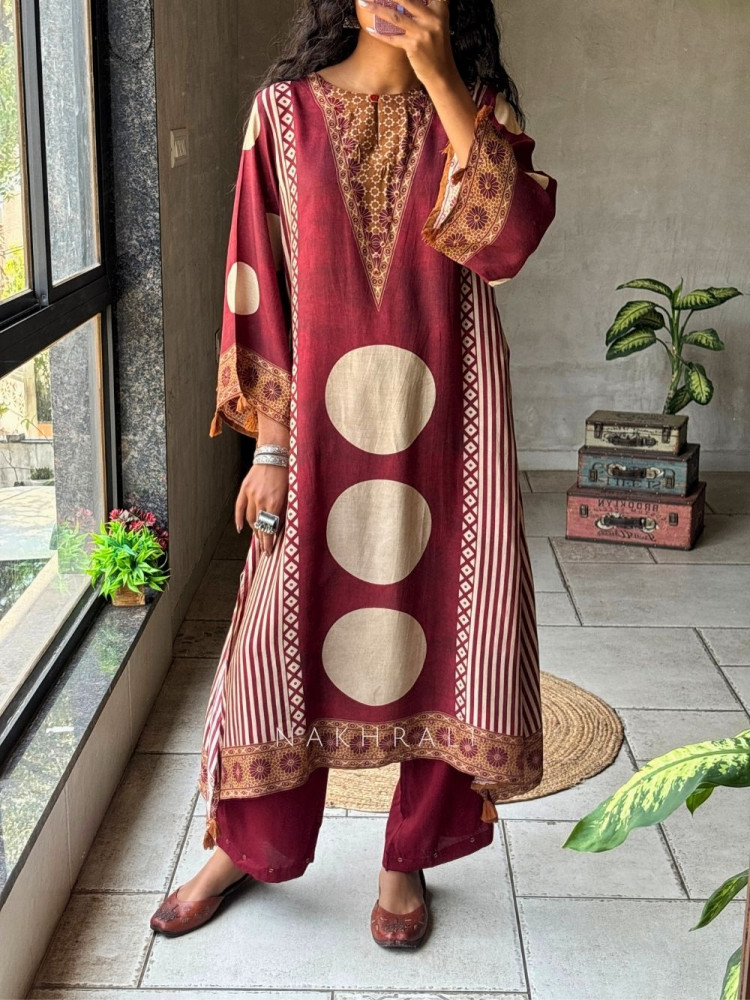 Image of Rekha Red Printed Pant Kurta Set with Tassel Detail