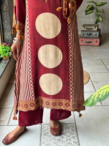 Rekha Red Printed Pant Kurta Set with Tassel Detail