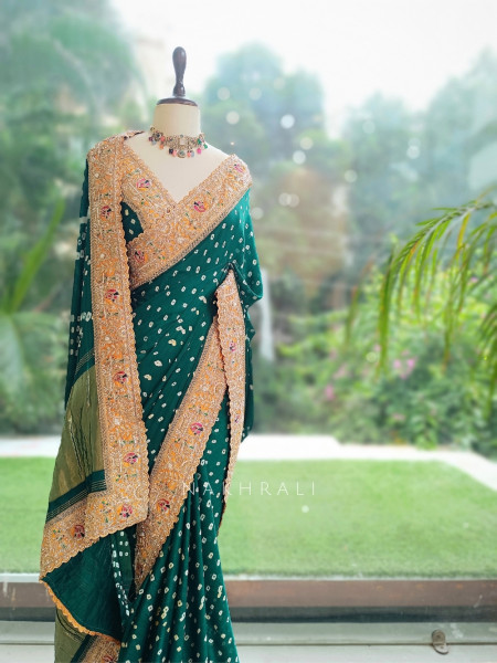 Bandhika Green Gaji Silk Bandhani Saree With Gota Patti, Zardosi & Mirror Work