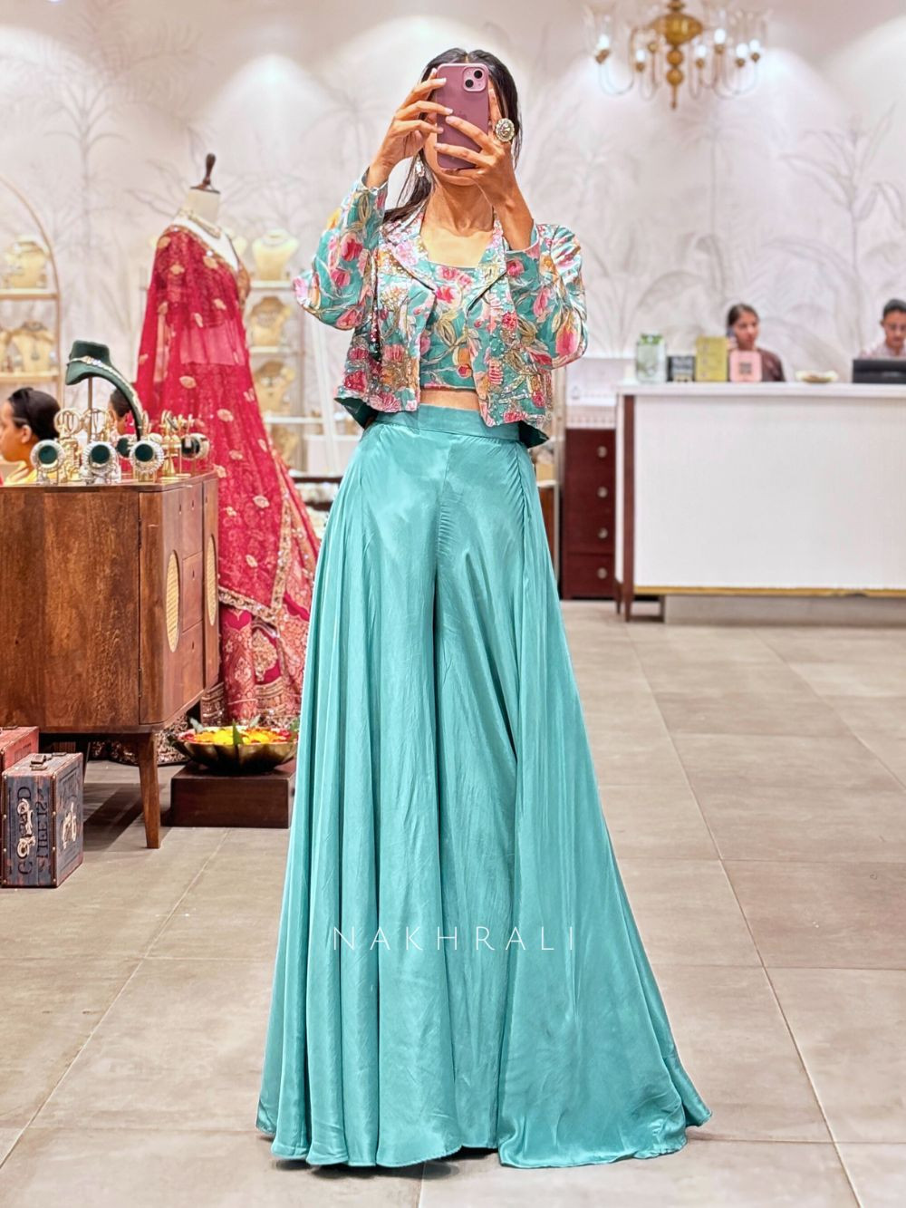 Crop Top New Jacket Top Chic Blossom Crop-Top Jacket Palazzo Set