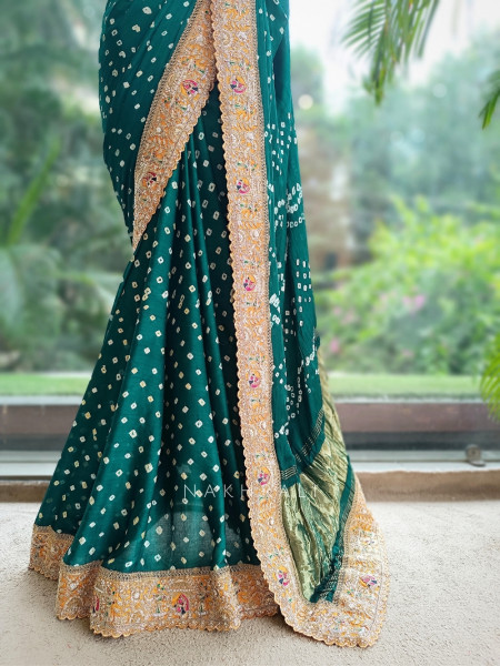 Bandhika Green Gaji Silk Bandhani Saree With Gota Patti, Zardosi & Mirror Work