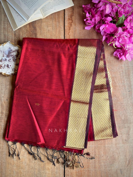 Maahishmati Maroon Maheshwari Saree with Zari Border