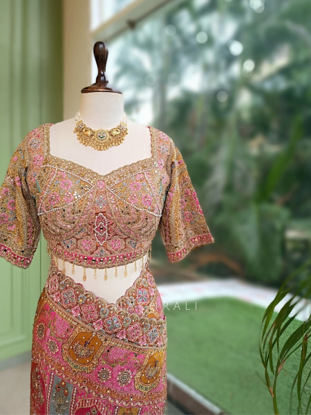 Abhlasha Pink Printed Saree with Readymade Blouse