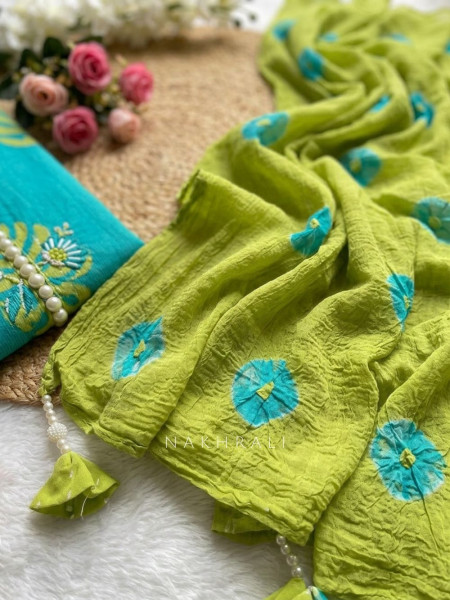 Pankhuri Green Printed Dress Material with Floral Embroidered Neckline