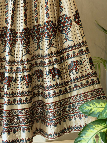 Jhoom White Modal Silk Ajrakh Skirt – Nature’s Bloom