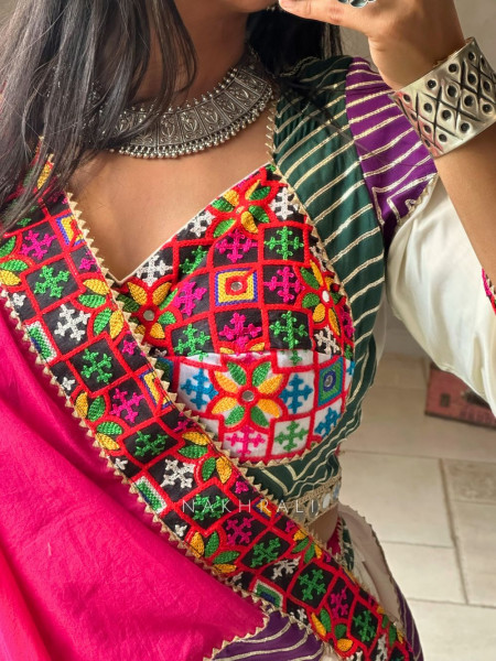 Rasila White Chaniya Choli with Vibrant Mirror & Thread Embroidery
