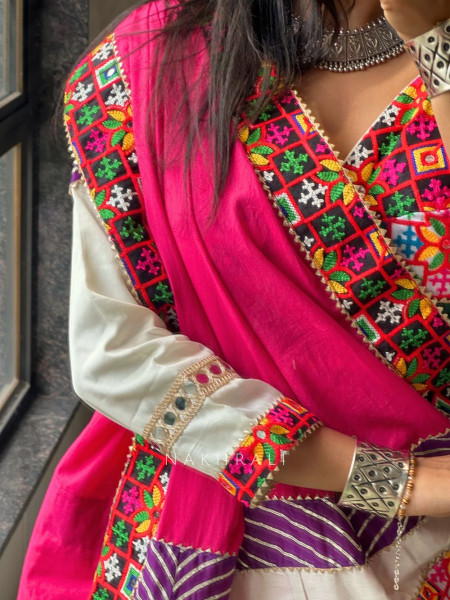 Rasila White Chaniya Choli with Vibrant Mirror & Thread Embroidery