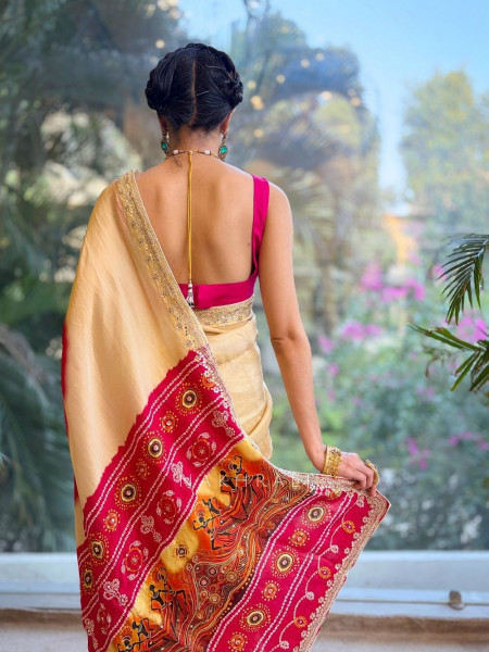 Aaru Beige Crepe Silk Saree with Zari Pallu Print