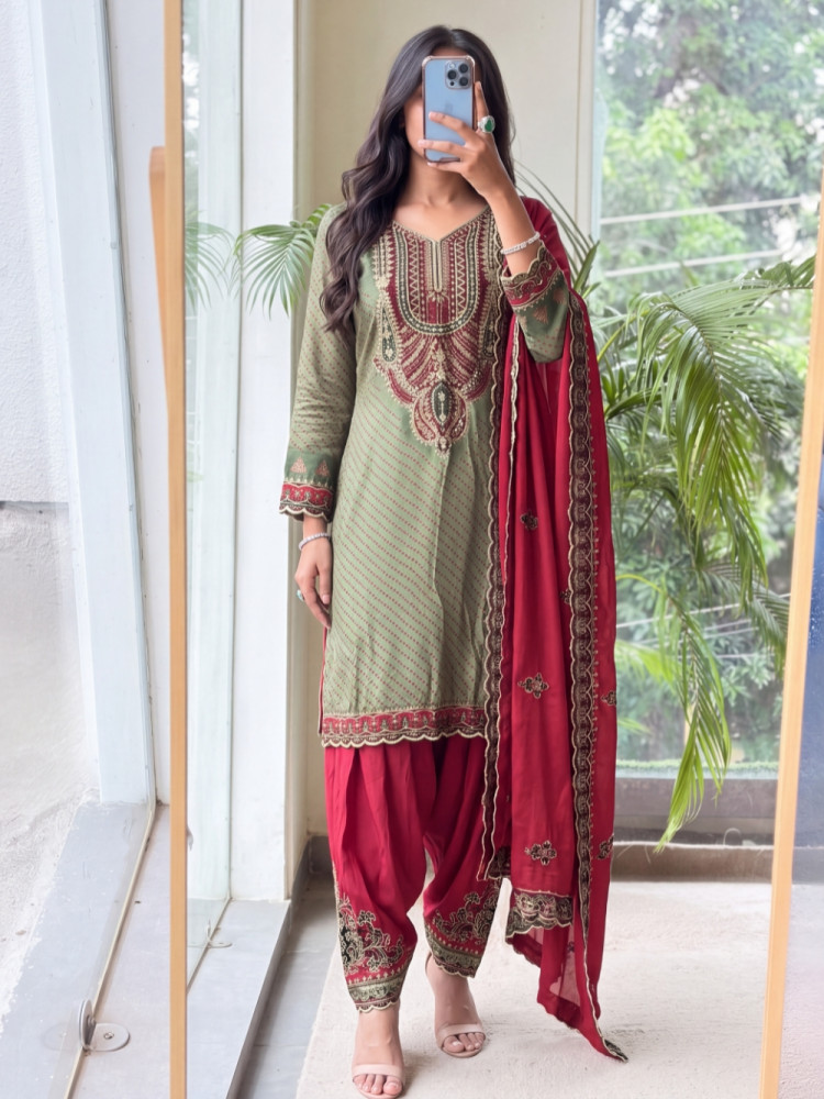 Image of Rup Rekha Green Patiala Suit Set With Resham Zari Yoke Work