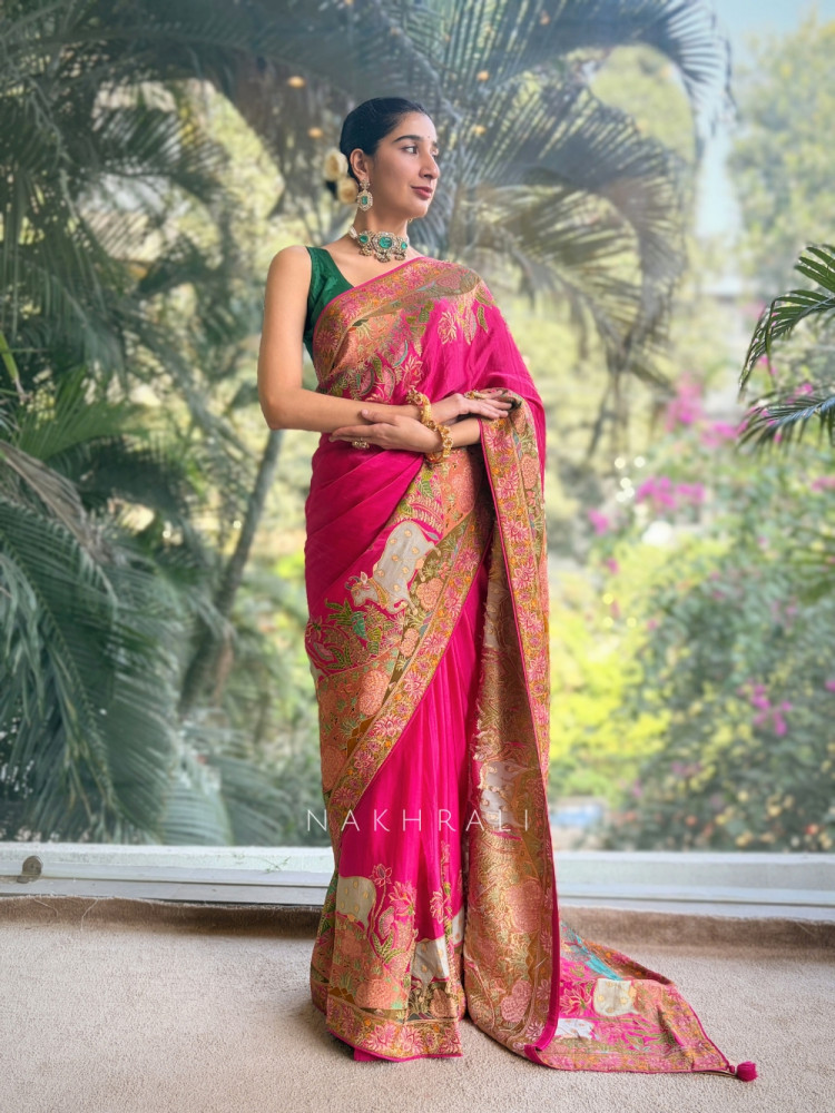 Image of Aarini Magenta Silk Saree with Intricate Zari Weave