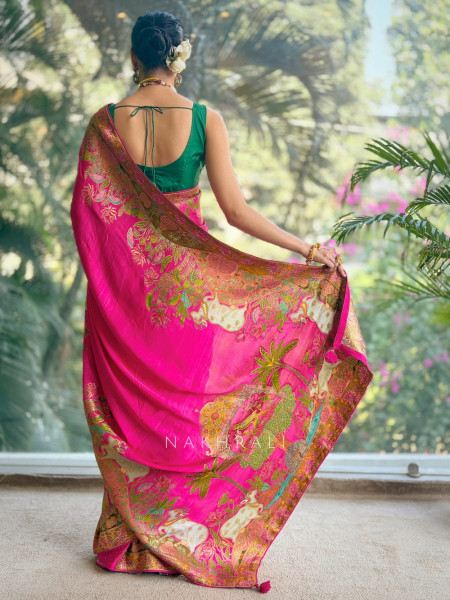 Aarini Magenta Silk Saree with Intricate Zari Weave