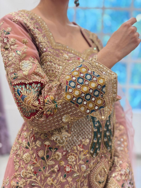 Noor-e-naqsh Onion Net Gharara Set with Mirror and Embroidery