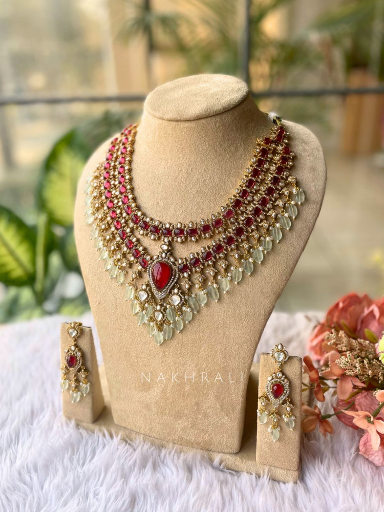 Image of Rivara Red Necklace Set