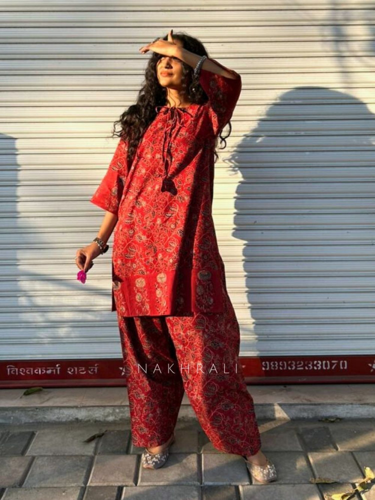 Image of Layla Maroon Cotton Farshi Salwar Kurta Set