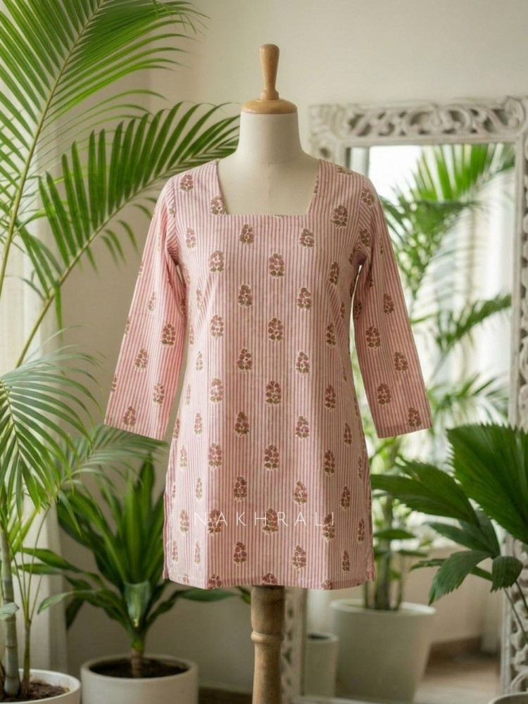 Image of Natkhat Light Pink Printed Cotton Short Kurti