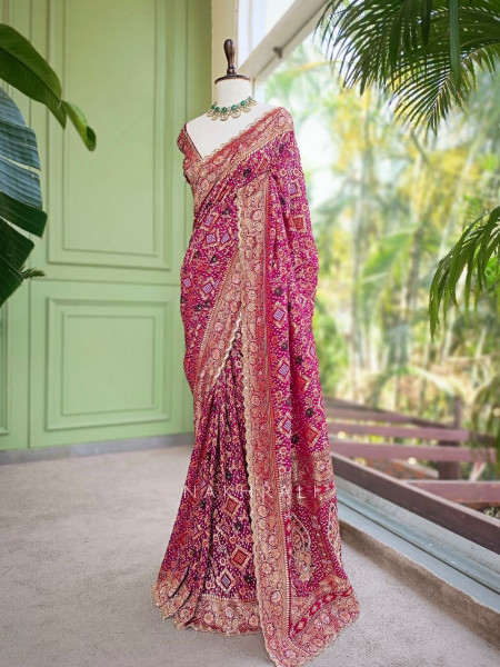 Nayan-noor Magenta Bandhani Saree with Zari Weave