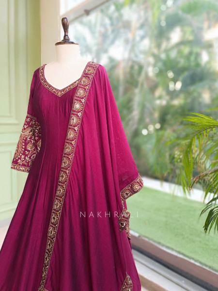 Dastaan Wine Chinon Kalidar Anarkali Set