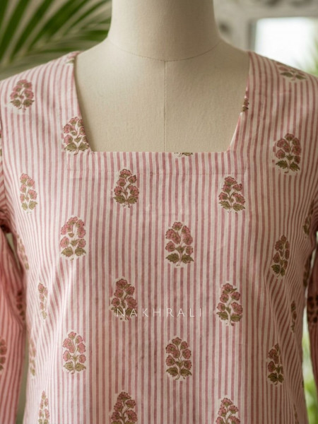 Natkhat Light Pink Printed Cotton Short Kurti