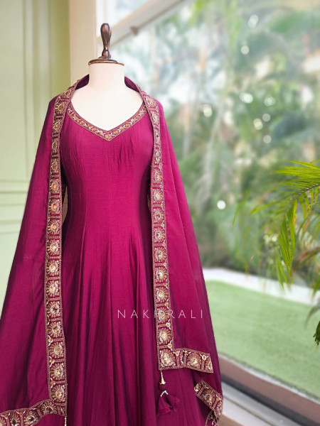 Dastaan Wine Chinon Kalidar Anarkali Set