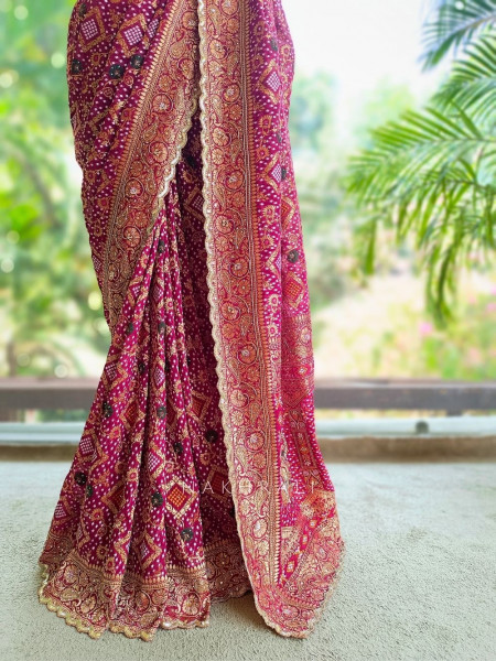 Nayan-noor Magenta Bandhani Saree with Zari Weave