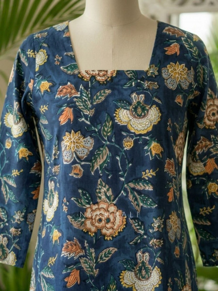 Natkhat Blue Printed Cotton Short Kurti