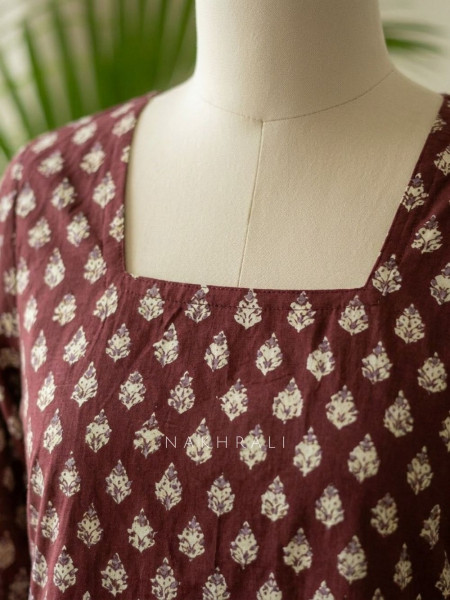 Natkhat Maroon Printed Cotton Short Kurti