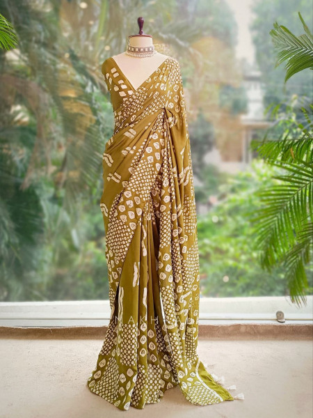 Varnika Handloom Batik Saree with Tassels