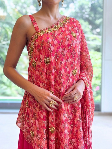 Harlequin Pink Georgette One-Shoulder Kaftan Indo-Western Set