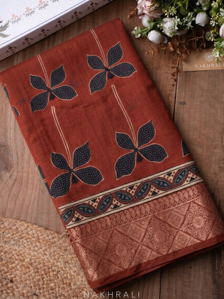 Titali Floral Printed Red Saree