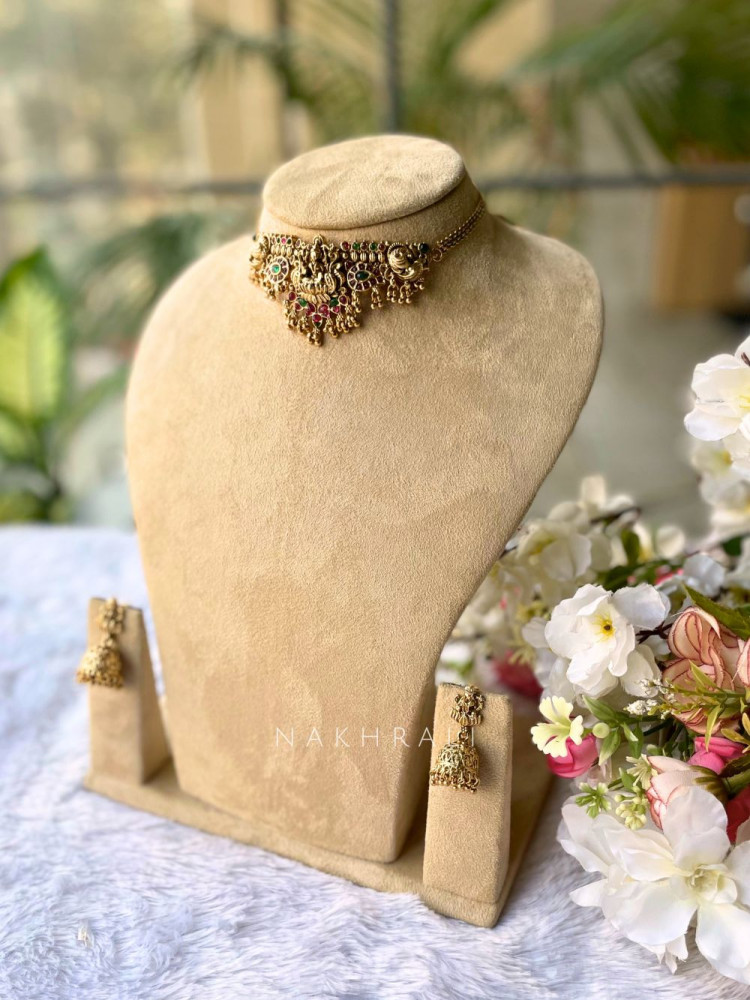Image of Vaidehi Gold Temple Choker Set