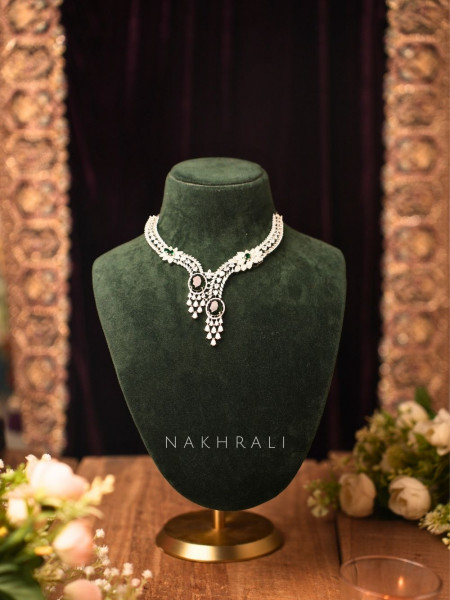 Emerald Green Diamond Necklace Set