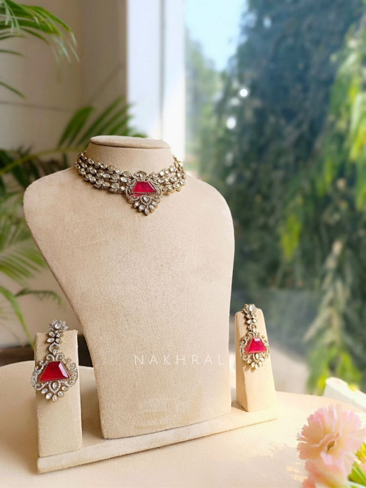 Image of Scarlet Prism Stone Necklace Set