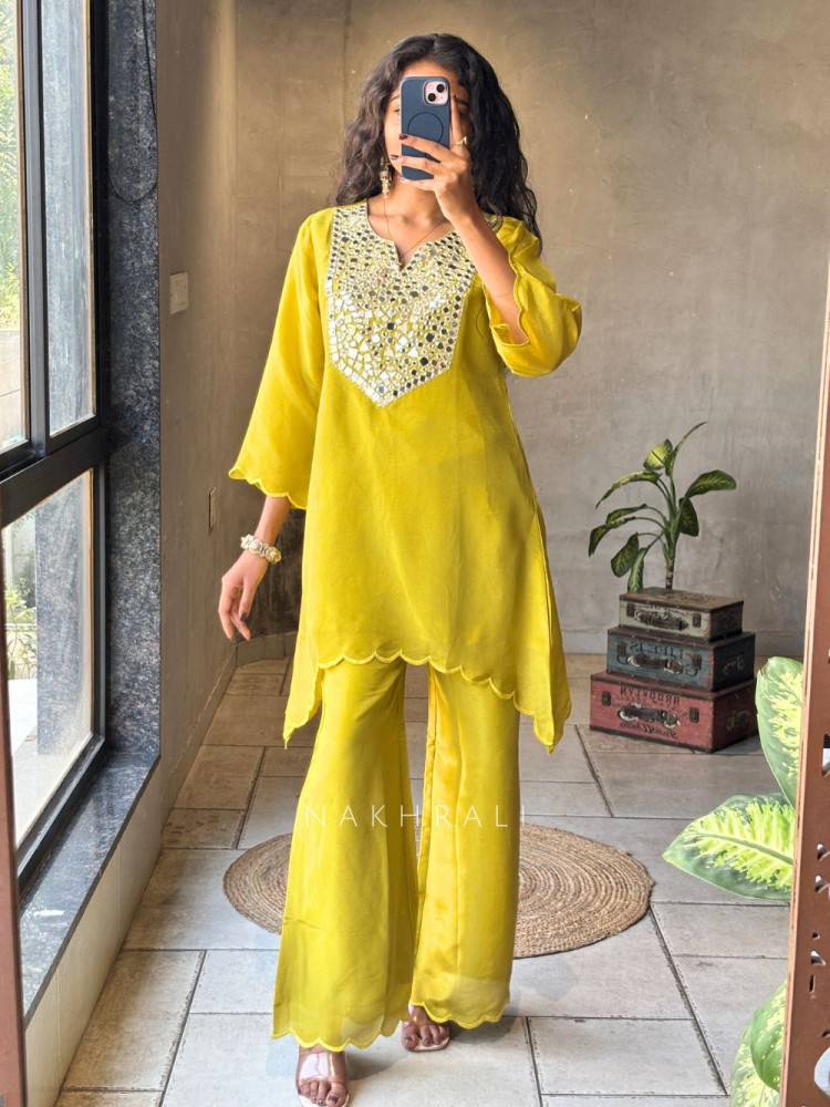 Image of Zarika Parrot Green Kurti Pant Set with Mirror Work Yoke