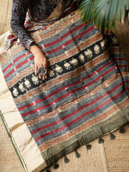 Tarang Cream & Rust Printed Saree with Zari Detailing