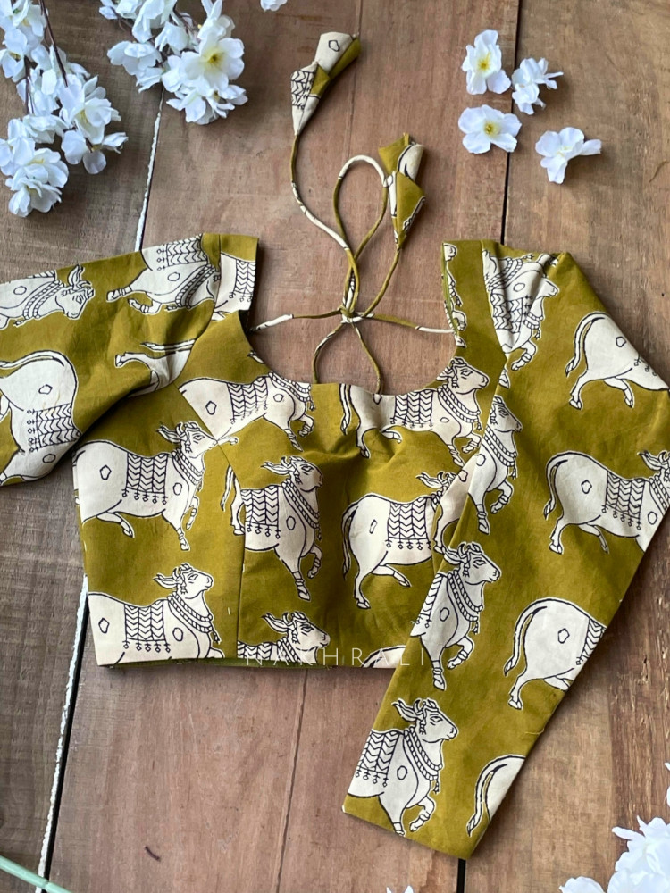 Image of Nandi  Mehndi Green Cotton Printed Blouse