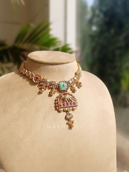 Namaari Temple Choker Set