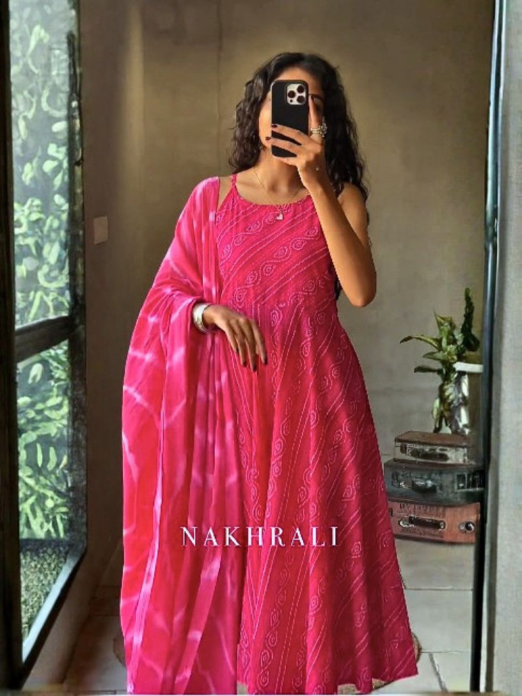 Image of Meadow Magenta Cotton Suit Set with Bandhani Print