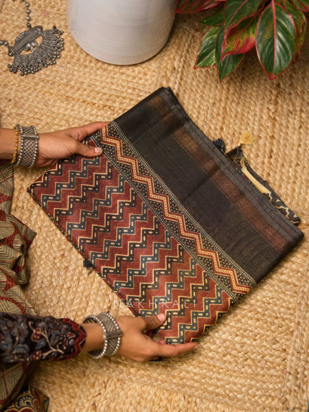 Ishq Pech Maroon Cotton Silk Printed Saree